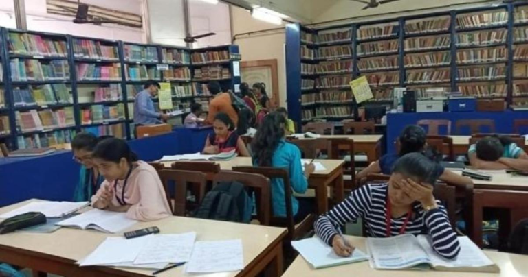 List Of 8 Best Libraries In Jaipur For Bookworms | BlueRose