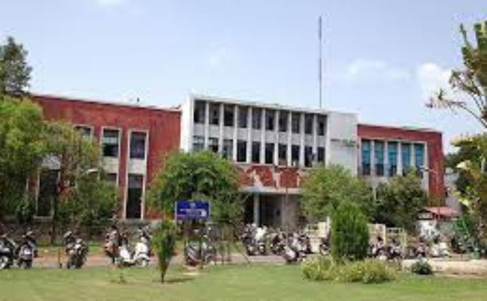 Smt. Hansa Mehta Library, Baroda, Gujarat - Best Libraries in India